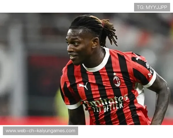 AC米兰转移球精准，莱奥垫射破门